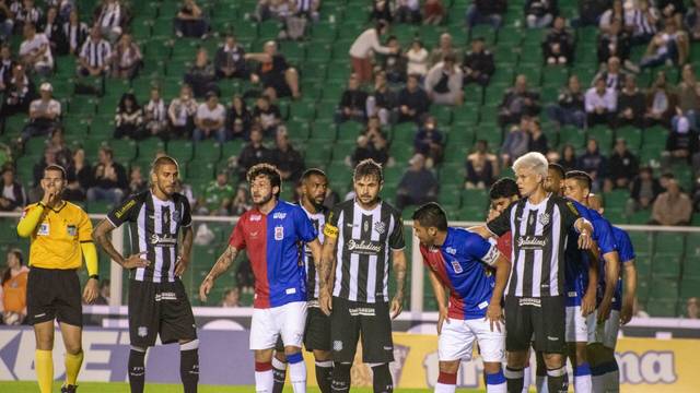 Figueirense 0 X 1 Parana Campeonato Brasileiro Serie B Rodada 11 Tempo Real Globo Esporte