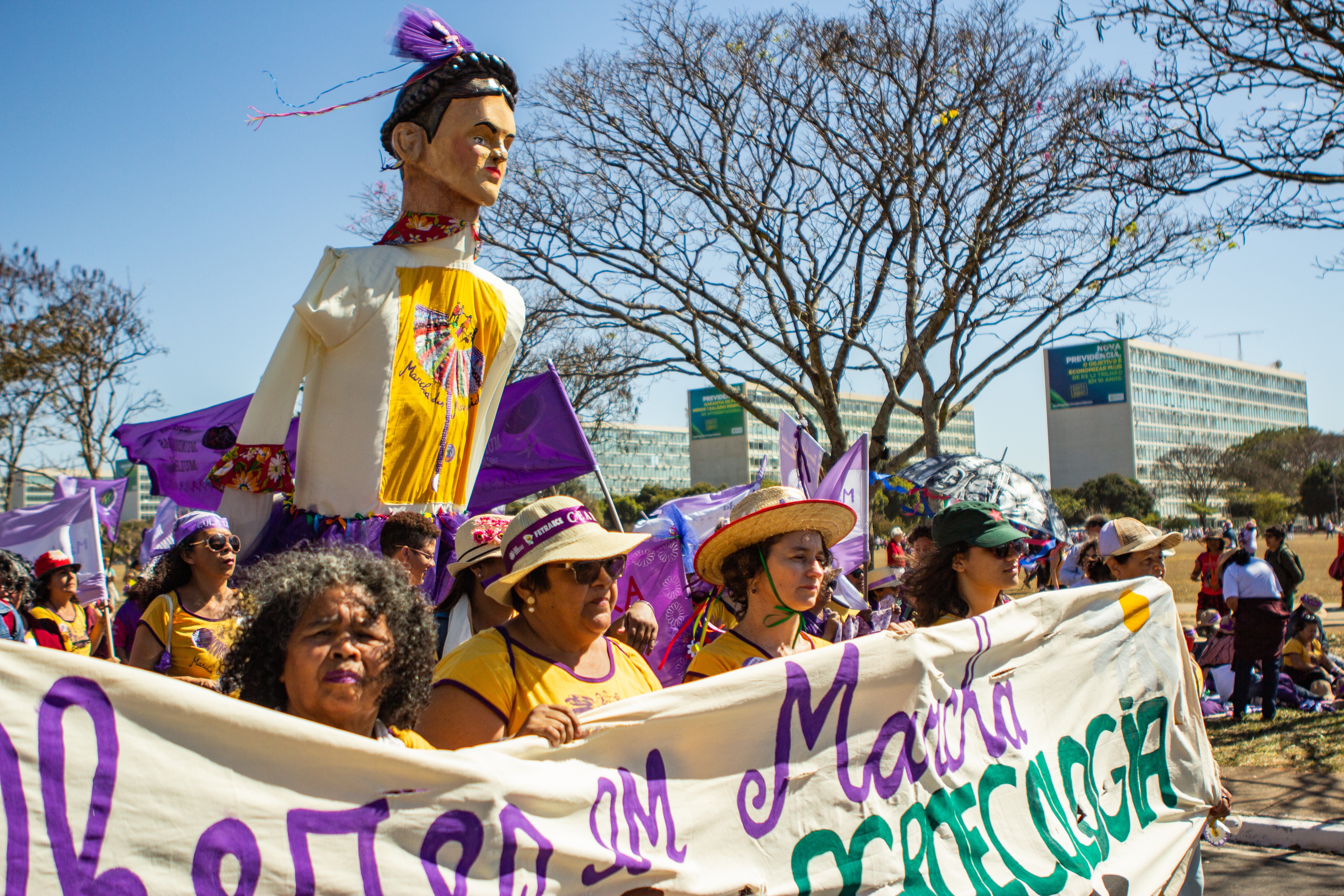 Marcha Das Margaridas Cem Mil Mulheres Trabalhadoras Rurais Protestam Em Brasília Revista 