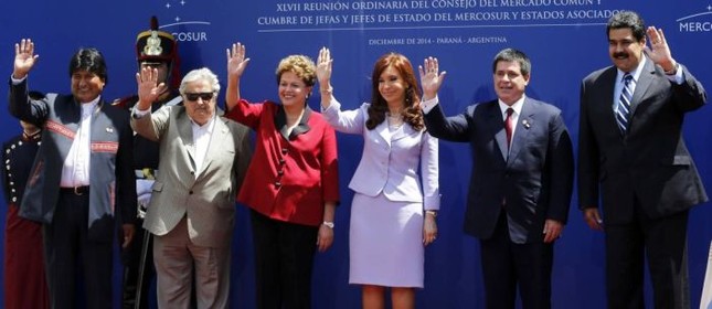Evo Morales, Jose Mujica, Dilma Rousseff, Cristina Kirchner, Horacio Cartes e Nicolás Maduro (Foto: Reuters) Evo Morales, Jose Mujica, Dilma Rousseff, Cristina Kirchner, Horacio Cartes e Nicolás Maduro (Foto: Reuters)