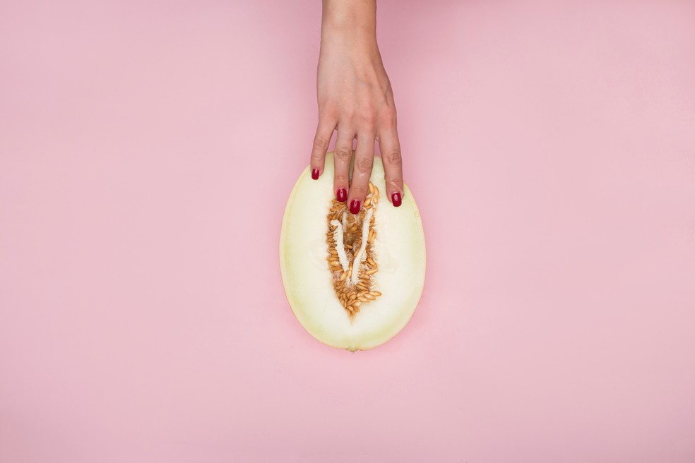 A masturbação feminina ainda é vista com preconceito, quando, na verdade, é um ato de amor que promove autocuidado e autoconhecimento — Foto: Pexels