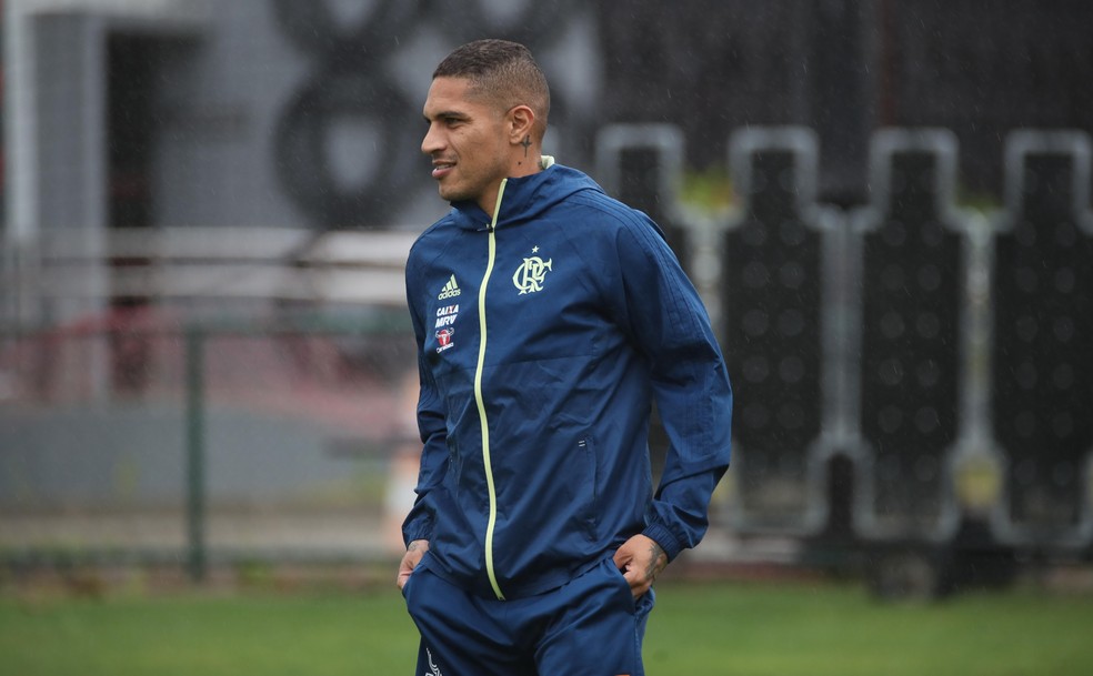 Flamengo está otimista em contar com Guerrero antes de maio (Foto: Gilvan de Souza/Flamengo)