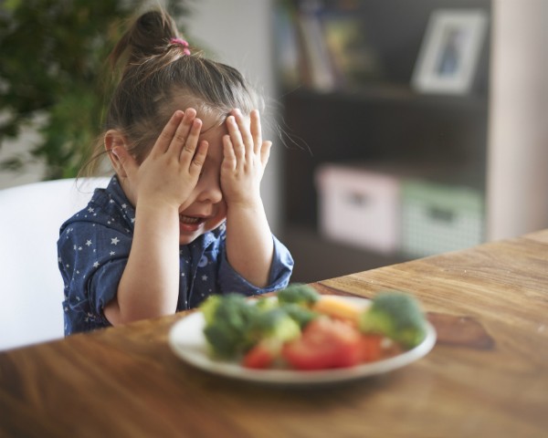Alimentação: Deputada da Itália quer processar pais que alimentam filhos com dietas vegetarianas ou 