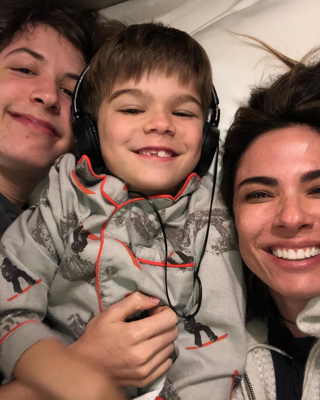 Luciana Gimenez posa com os filhos (Foto: Reprodução/Instagram)