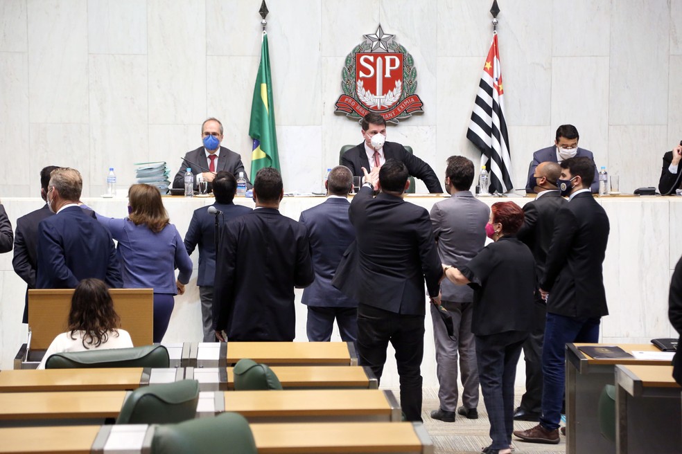 Deputados estaduais debatem no plenário da Alesp em São Paulo. — Foto: Sergio Galdino/Alesp