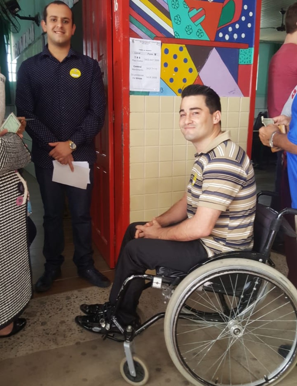 Leandro Marinho Ã© secretÃ¡rio de seÃ§Ã£o eleitoral em CriciÃºma â Foto: Denise Medeiros/NSC TV