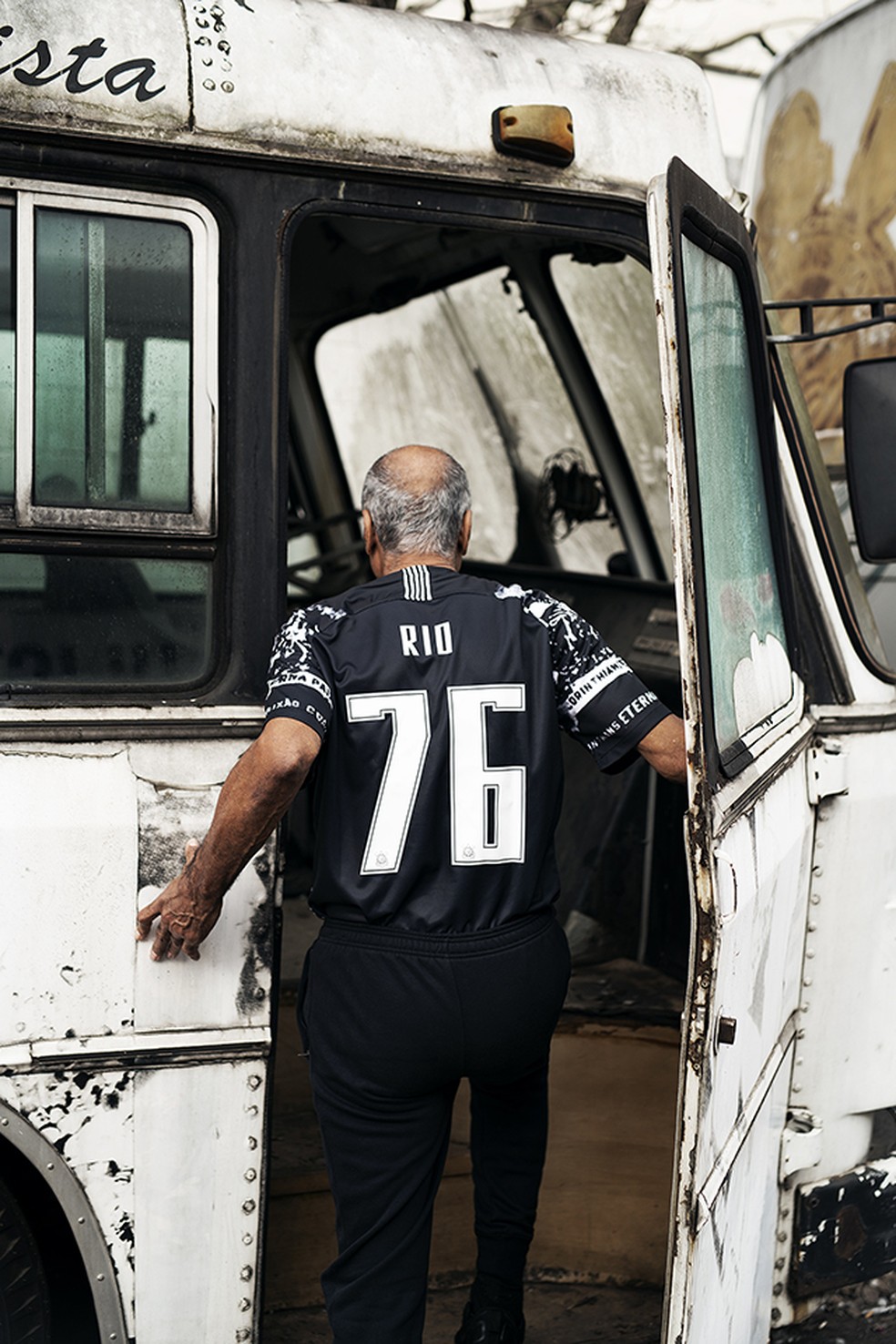 Tobias- fotos do lançamentoda nova terceira camisa do Corinthians — Foto: Divulgação