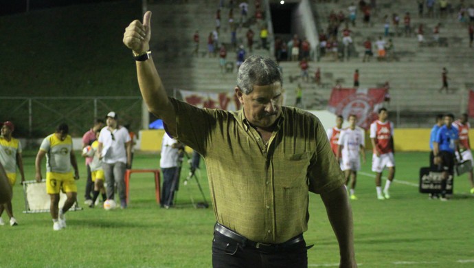 Pedrinho Albuquerque - técnico do Globo FC (Foto: Kaline Rodrigues/Divulgação)