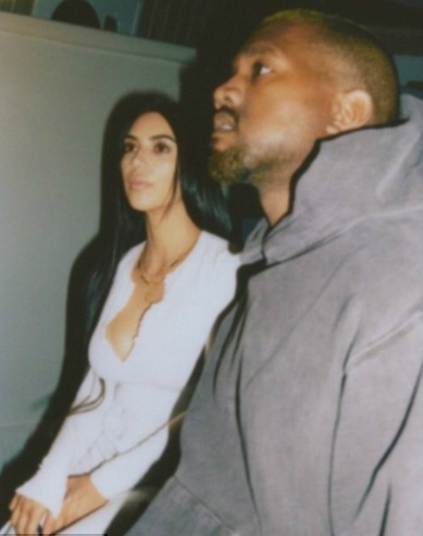 Kim Kardashian e Kanye West (Foto: Reprodução/kimkardashianwest.com)