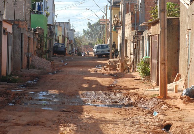 Pobreza é mais grave em famílias com crianças (Foto: Arquivo/Agência Brasil)