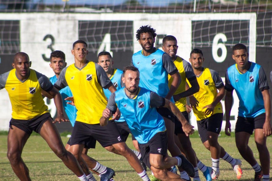 ABC relaciona 23 jogadores para duelo contra o Santa Cruz de Natal