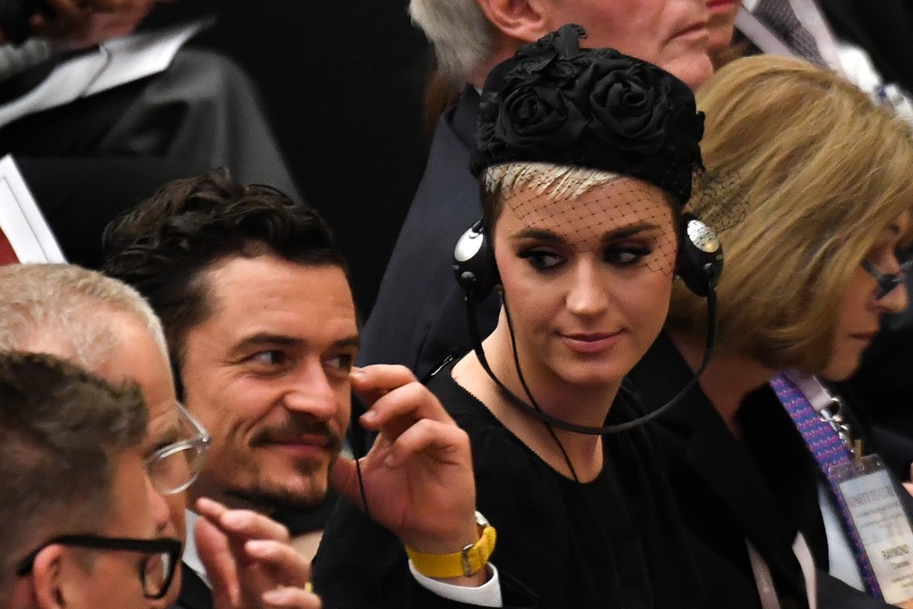 Katy Perry e Orlando Bloom durante conferÃªncia internacional "Unite To Cure", no Vaticano (Foto: Andreas SOLARO / AFP)