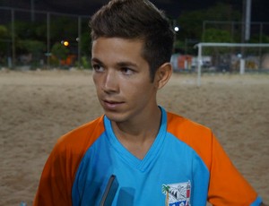 Miguel Júnior galinhos beach soccer (Foto: Augusto Gomes/GloboEsporte.com)