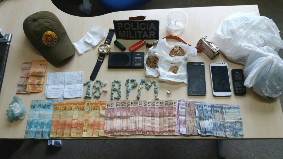 Material apreendido na delegacia de PolÃ­cia Civil em Prainha (Foto: PolÃ­cia Militar/DivulgaÃ§Ã£o)