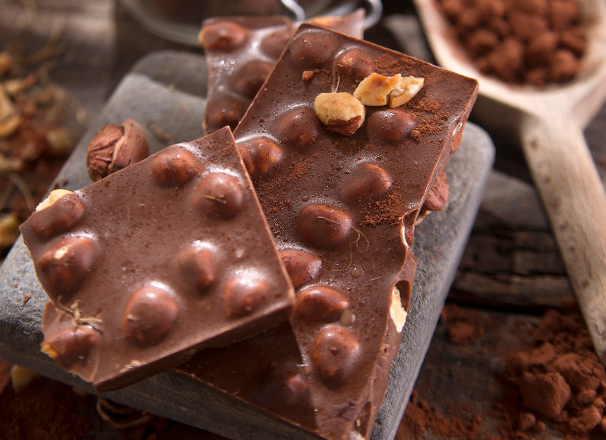 Chocolate com nozes (Foto: Envato Elements)