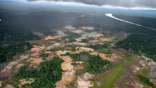 Para combater garimpo ilegal, Ibama instala Sala de Situação em terras indígenas Yanomami