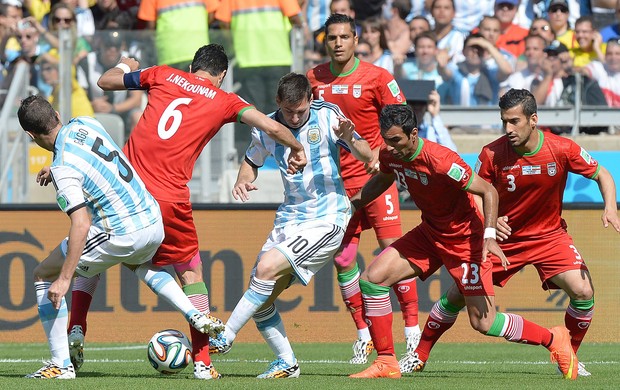 Messi Argentina x Irã (Foto: EFE)
