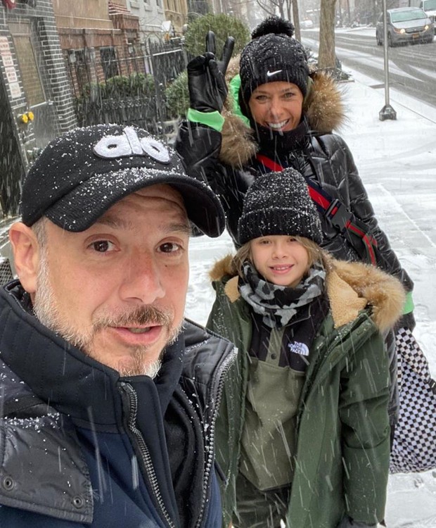 Adriane Galisteu e família (Foto: Reprodução / Instagram)
