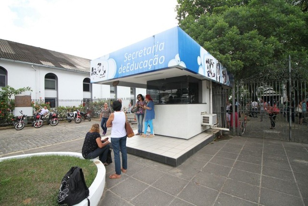 Secretaria de Educação, na Várzea, Zona Oeste do Recife (Foto: Aldo Carneiro/Pernambuco Press)