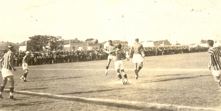 90 anos do 9 a 2: histórias e registros do polêmico 