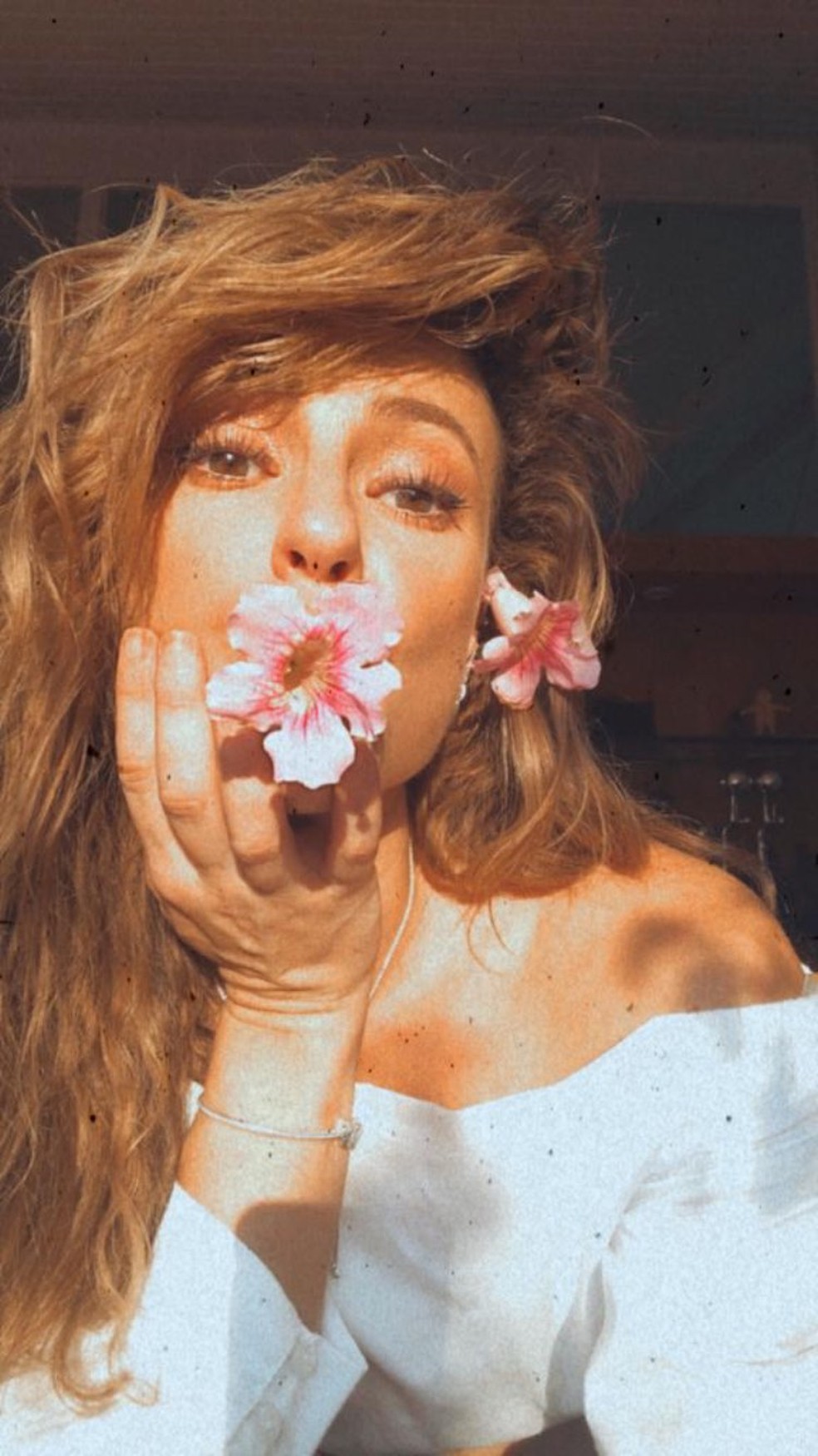Paolla Oliveira Aproveita Entardecer Para Selfies Luz Do Sol Fique Em Casa Gshow