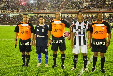 Zagueiro Filho, em clássico Rai-Fran realizado no Estádio Colosso do Tapajós, em Santarém (Foto: Arquivo pessoal/Filho)
