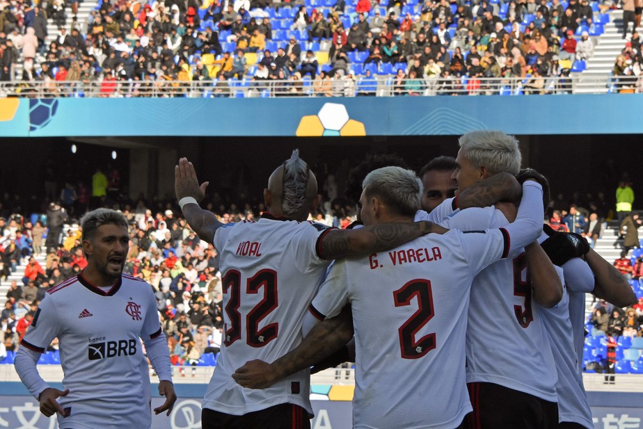 Jogadores do Flamengo comemoram gol no Mundial