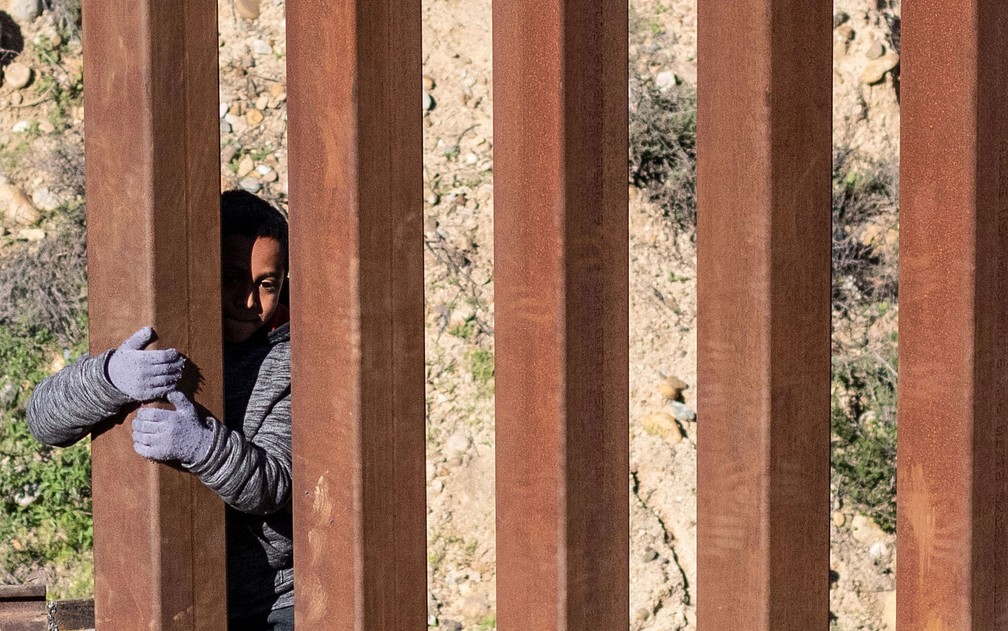 No seu primeiro pronunciamento de 2019 na Casa Branca, Donald Trump disse que a migraÃ§Ã£o na fronteira com o MÃ©xico estava provocando uma 'crise humanitÃ¡ria' â Foto: Guillermo Arias/AFP
