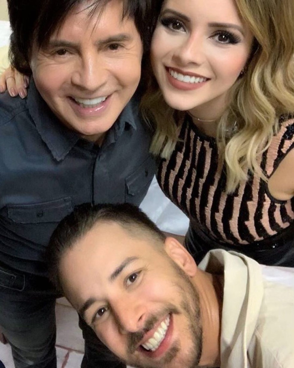 Quem é pai do Sandy Junior?