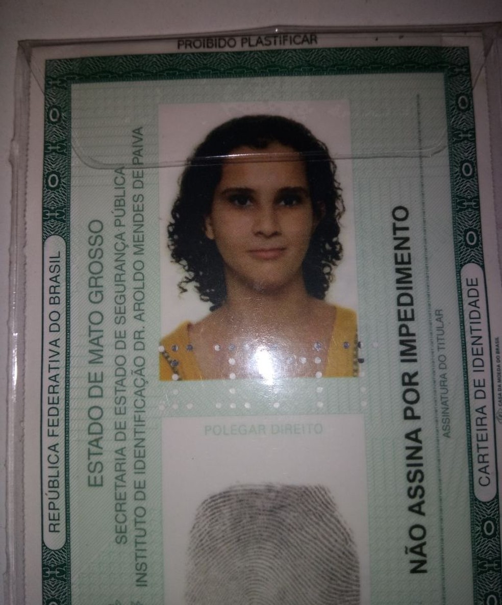 Cristielem Rezende, de 14 anos, foi encontrada morta pela mãe na casa do vizinho (Foto: Josy Rezende/Arquivo Pessoal)