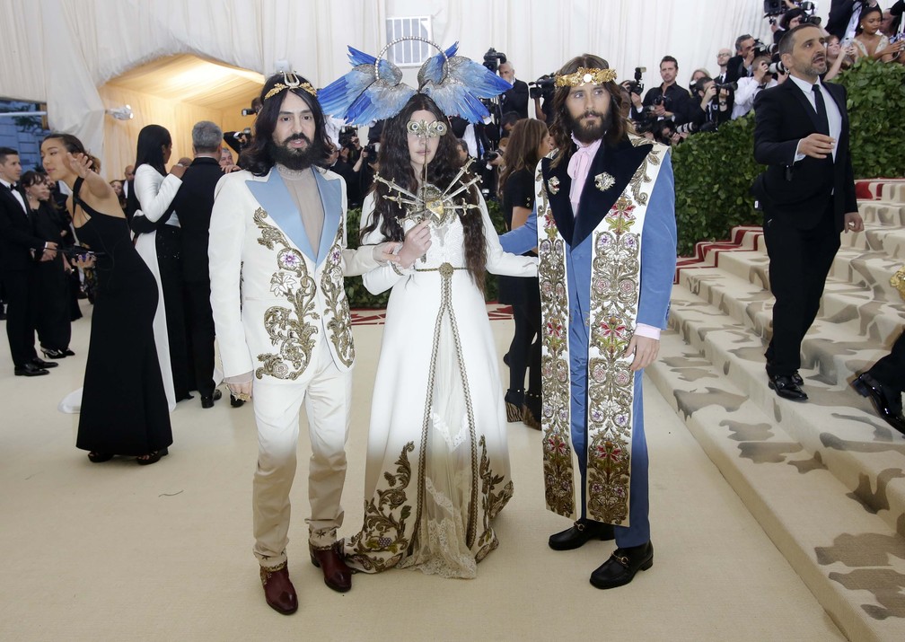 Alessandro Michele, Lana Del Rey e Jared Leto chegam ao Baile de Gala do Met, em Nova York (EUA) (Foto: Eduardo Munoz/Reuters)