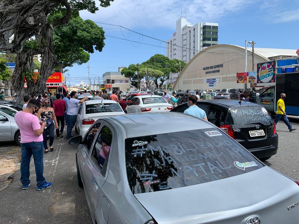 Motoristas de aplicativo fazem manifestação em Natal — Foto: Anna Alyne Cunha/Inter TV Cabugi