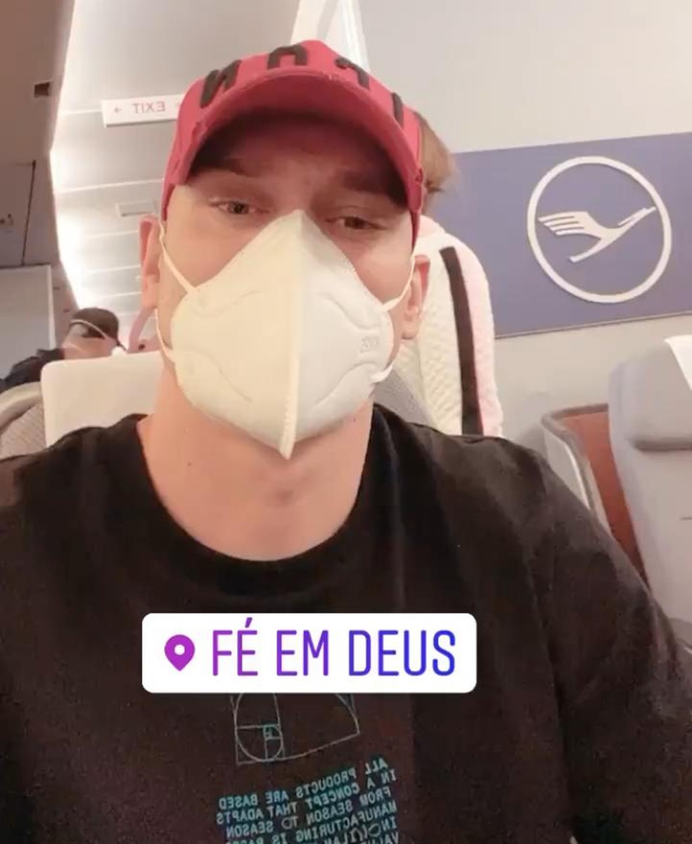 Maicon, ex-São Paulo, volta para o Brasil neste momento — Foto: Reprodução