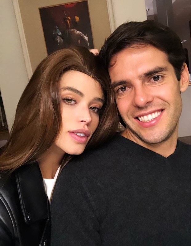 Carol Dias e Kaká (Foto: Reprodução / Instagram)