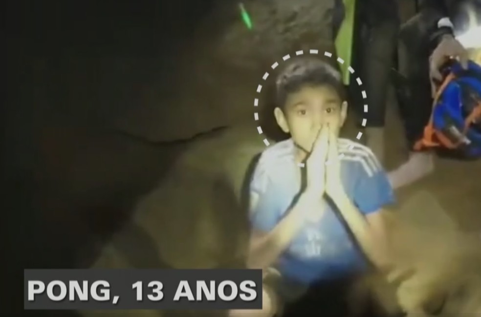 pong - Veja quem são os 12 garotos e o técnico de futebol que ficaram presos em caverna na Tailândia