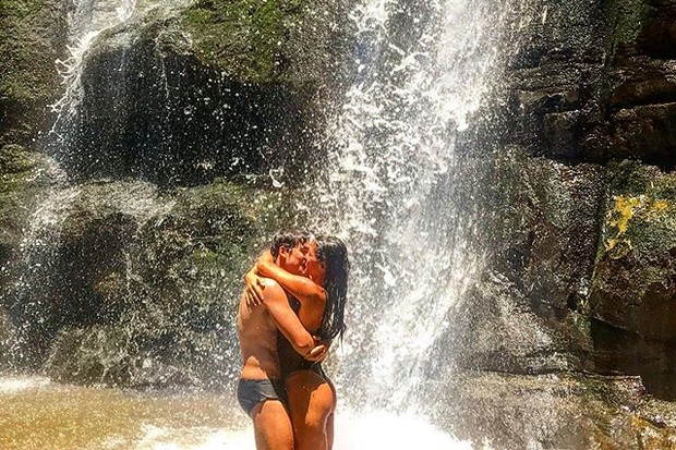 Nicolas Prattes e namorada (Foto: Reprodução/Instagram)