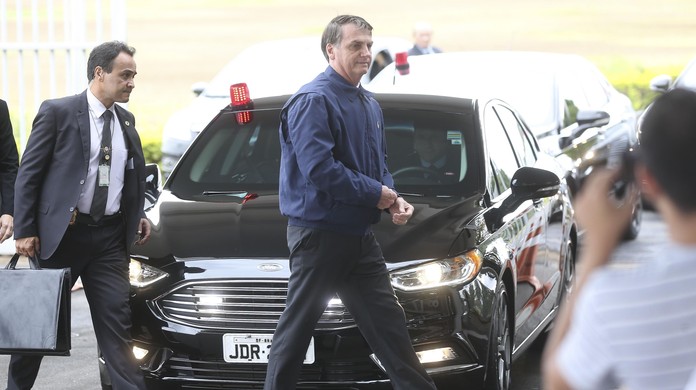 Bolsonaro vai a Aparecida e confirma ida ao jogo do Palmeiras em São Paulo  | Política | Valor Econômico
