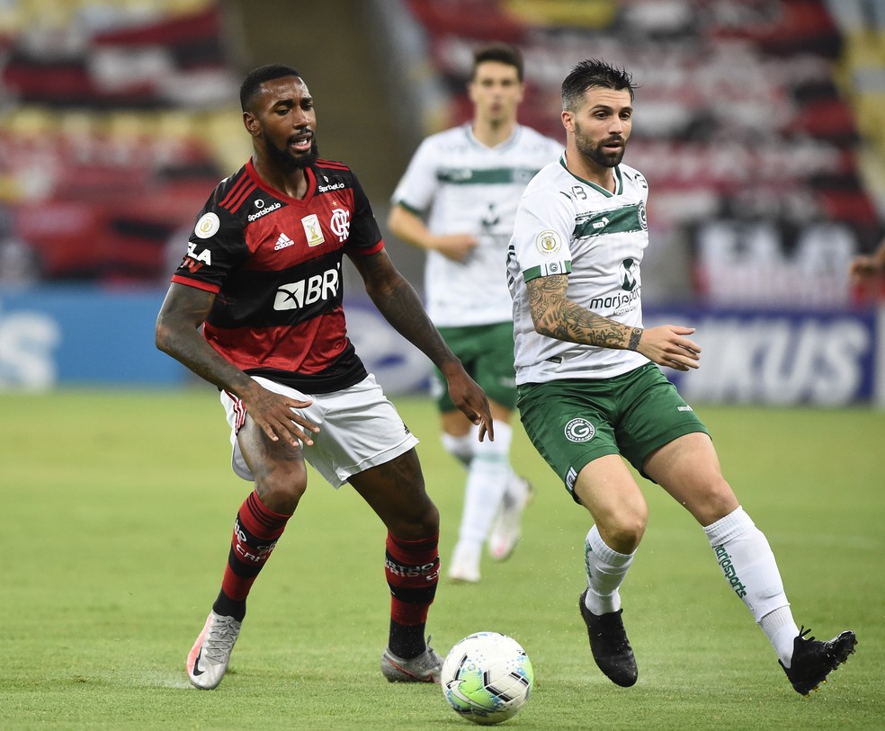 Um dos mais desgastados, Gerson foi o único a ser substituído — Foto: André Durão