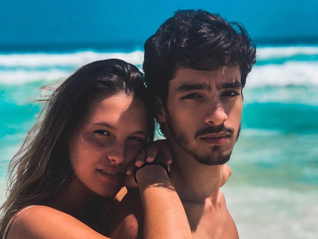Lara Rodi e Matheus Costa (Foto: Reprodução/Instagram)