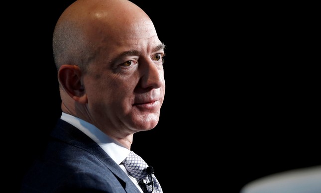 Jeff Bezos, fundador da Amazon, que ameaça o título de Bill Gates de 'homem mais rico do mundo'