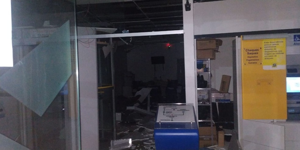 Agência do Banco do Brasil no interior da Bahia foi atacada — Foto: Jair Medrado/Arquivo pessoal