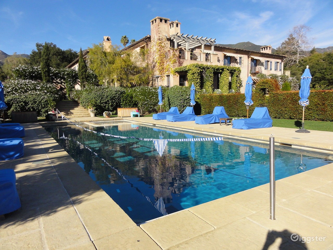 Em 2020, a mansão Montecito na Califórnia, de Harry e Meghan, foi listada para aluguel a US$ 700 por hora para sessões de fotos e videoclipes — Foto: Giggster / Divulgação