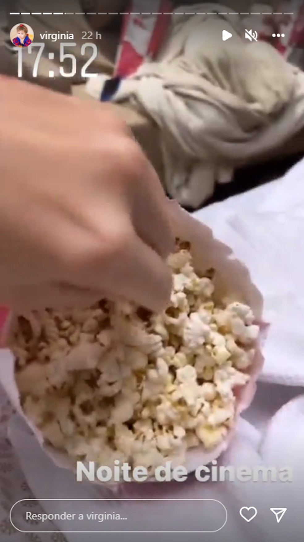 Virgínia faz noite de cinema no hospital — Foto: Reprodução/Instagram