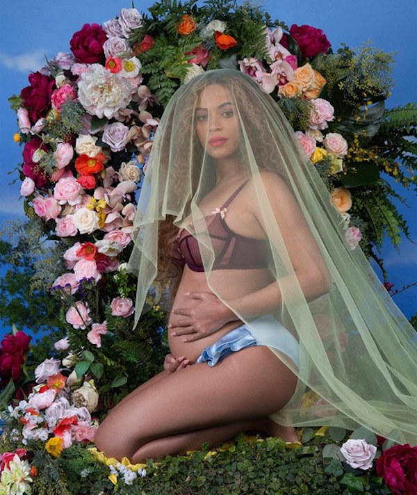 A cantora Beyoncé grávida de gêmeos (Foto: Instagram)