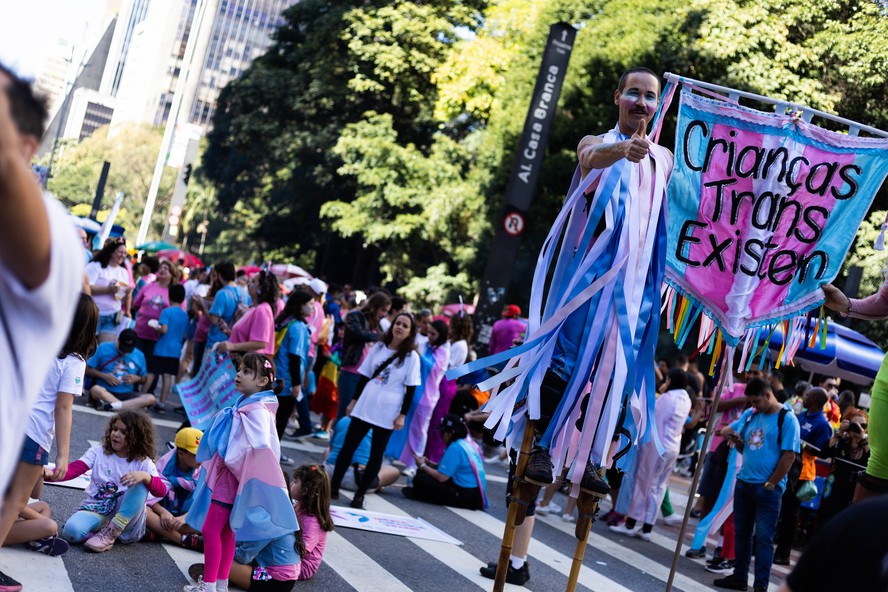 Criança trans existe e precisamos cuidar dela