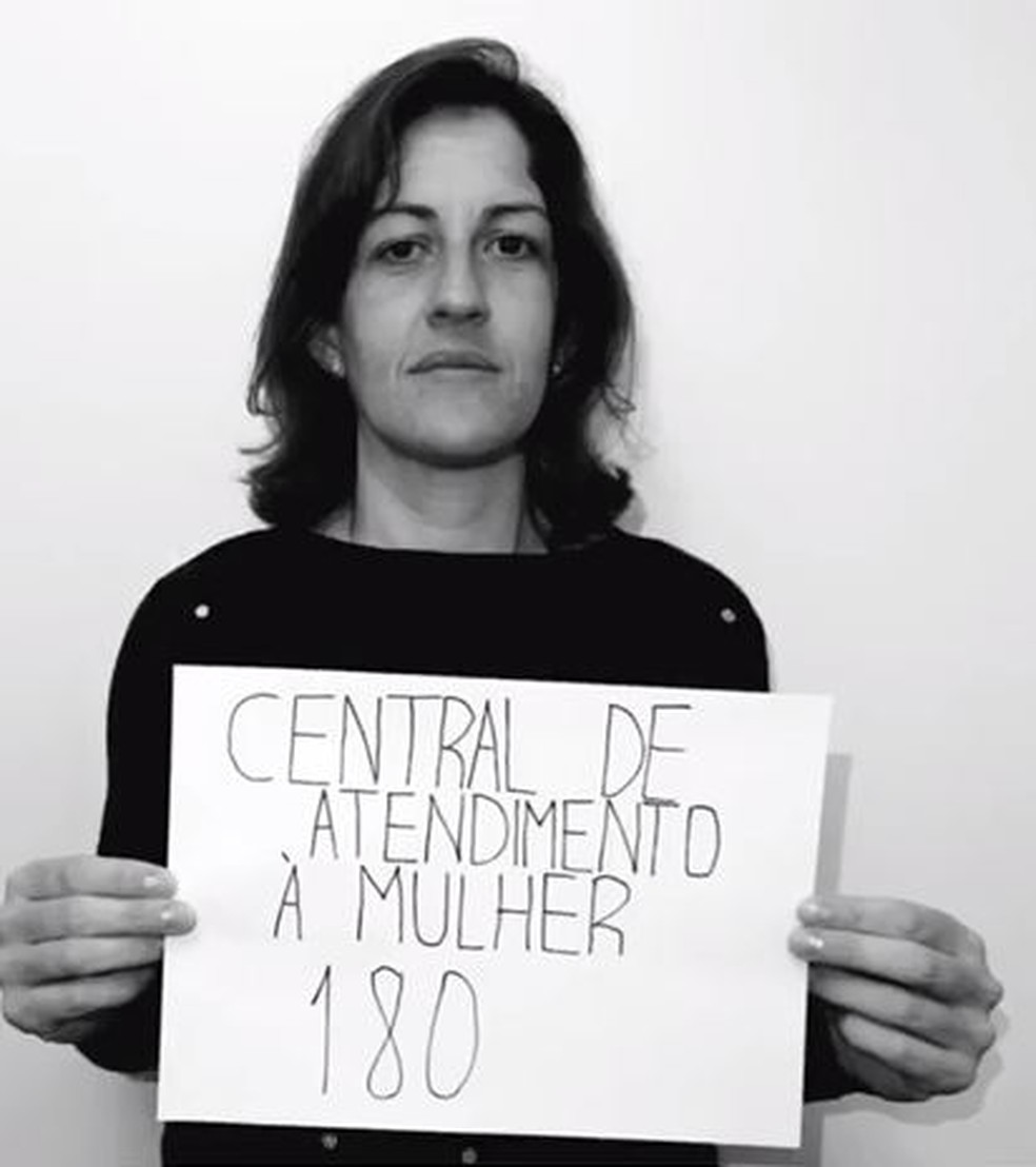 Aline da Silva Oliveira sofreu viol&ecirc;ncia psicol&oacute;gica e participou do v&iacute;deo para incentivar den&uacute;ncias &mdash; Foto: Aline da Silva Oliveira/Arquivo Pessoal