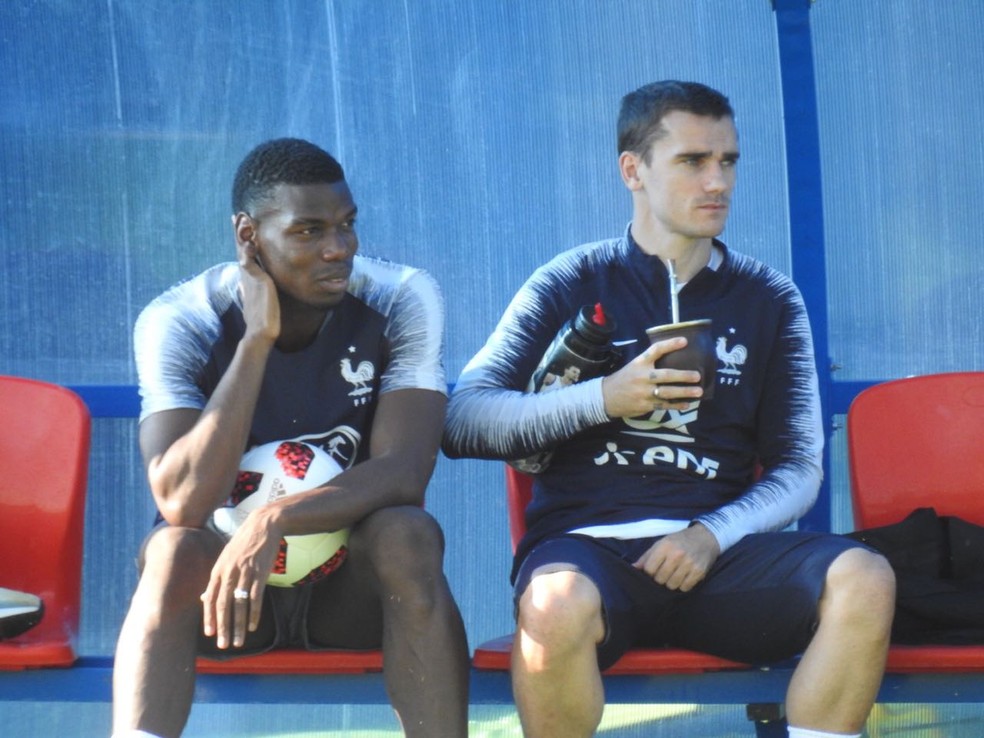 ...do outro lado, Curry, em detalhe na foto (Foto: Marcelo Hazan)