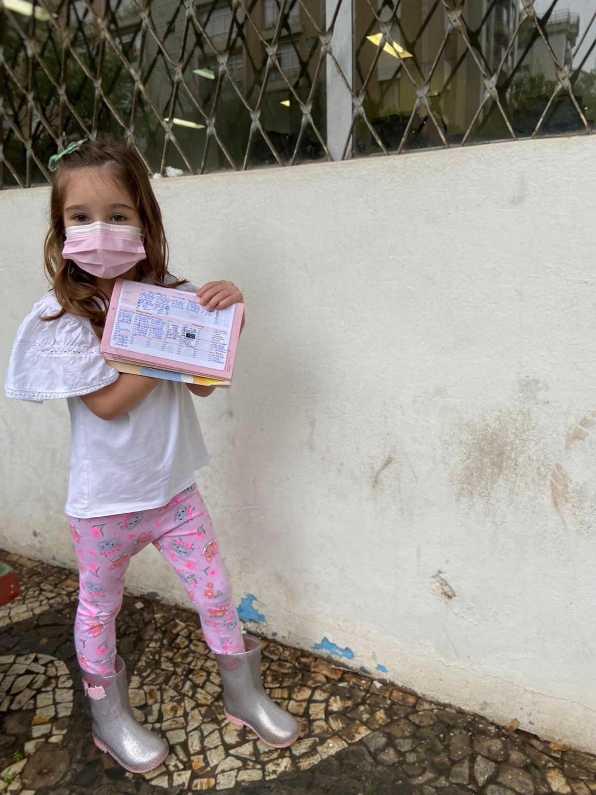 Crianças de 5 anos sem comorbidades podem se vacinar contra a Covid-19 a partir desta segunda-feira; veja datas