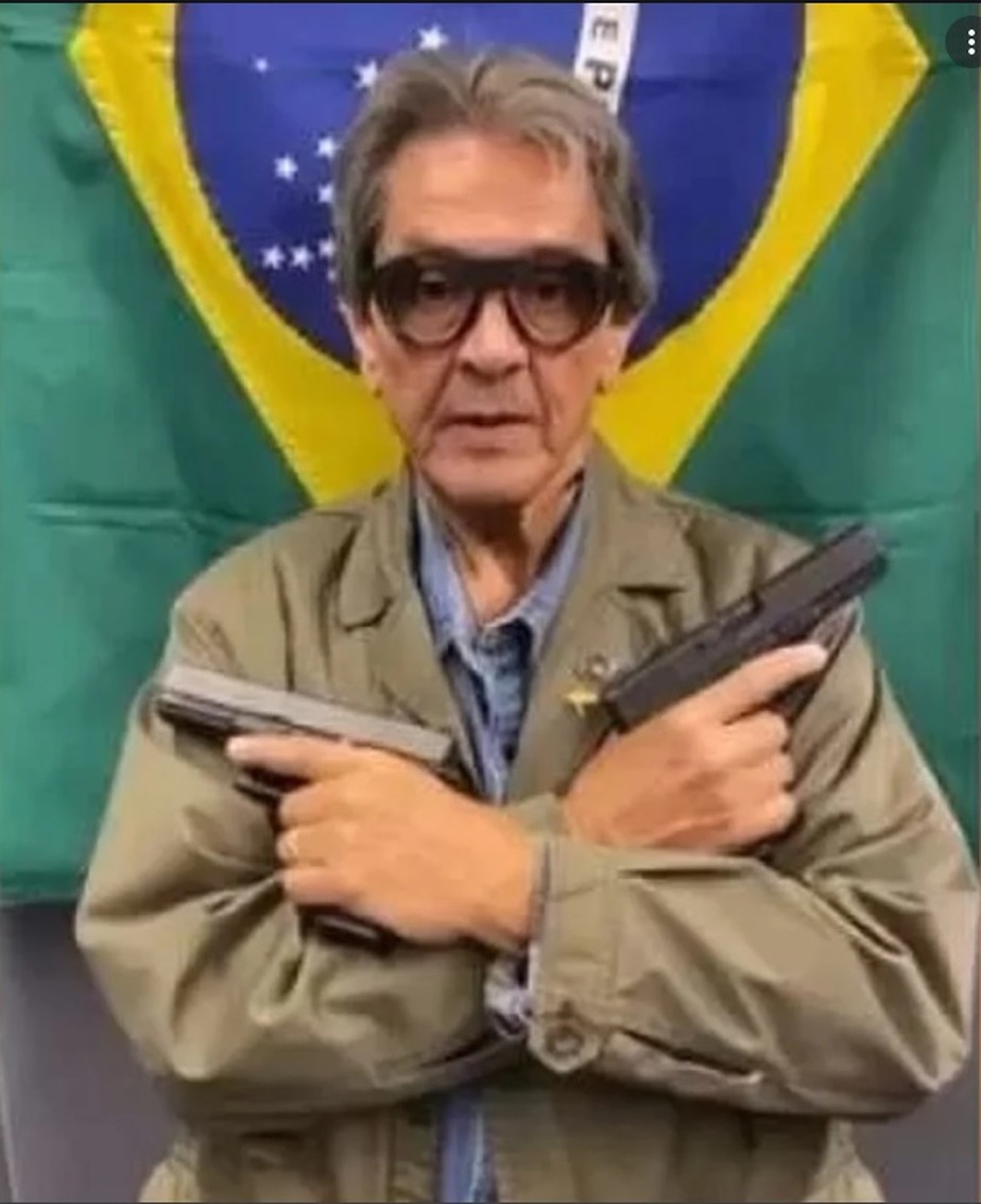 Roberto Jefferson, apoiador de Bolsonaro,  já cantou até ópera para Lula