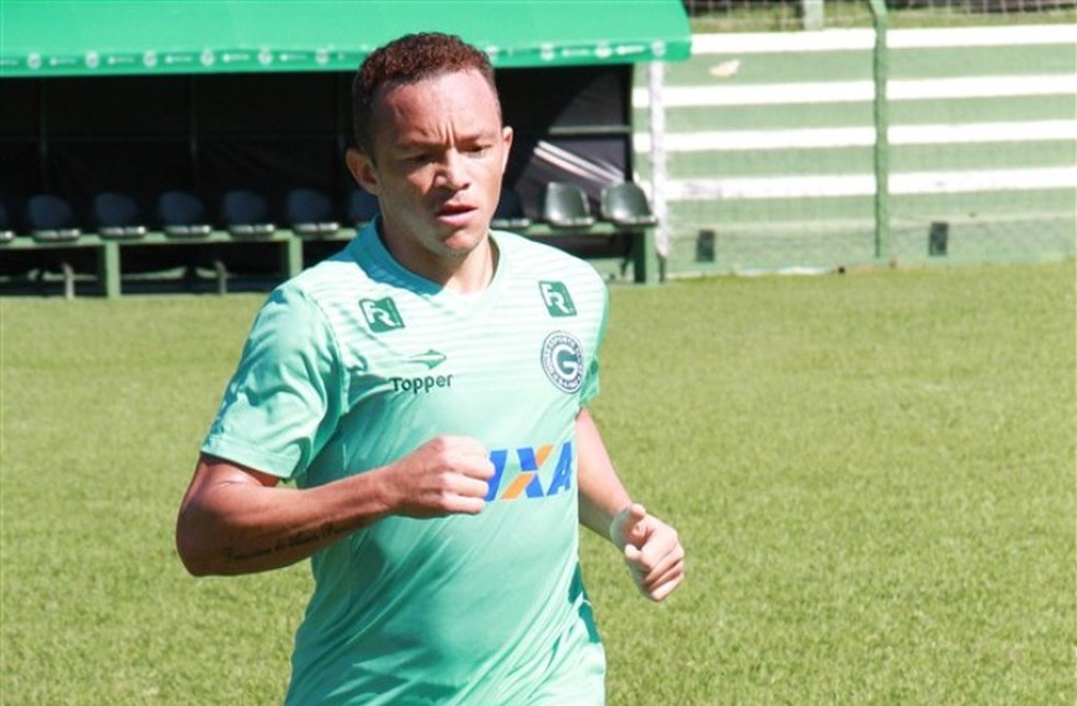 Carlinhos foi detido na noite do último sábado (Foto: Rosiron Rodrigues / Goiás E.C.)