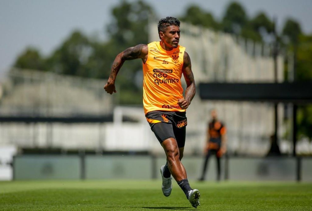 Paulinho no treino do Corinthians — Foto: Rodrigo Coca/Ag. Corinthians